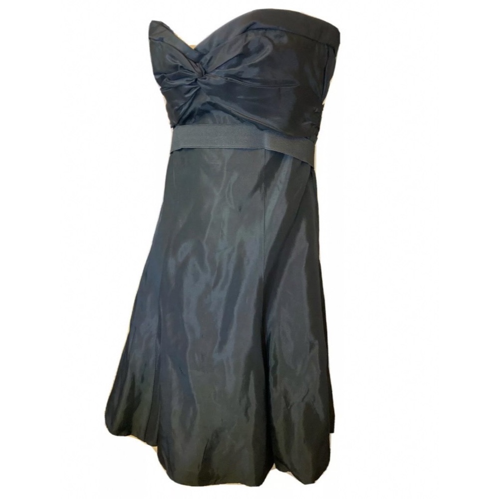 Vera Wang Maids black cocktail dress size 8